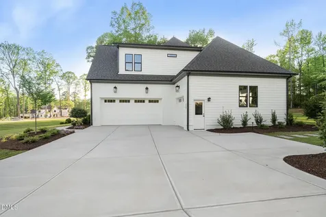 25 Alex Farm Court Zebulon NC 27597