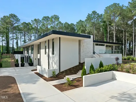 812 Stradella Road Raleigh NC 27614