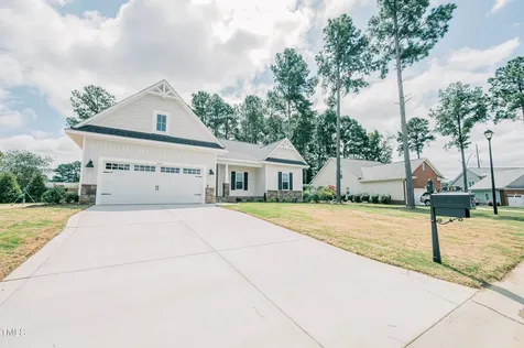 219 Crescent Drive Dunn NC 28334