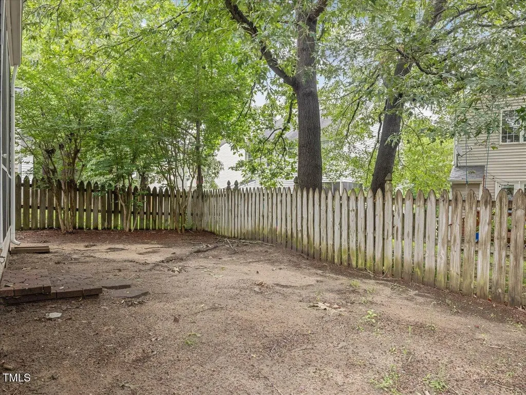 1928 Shadow Glen Drive Raleigh NC 27604