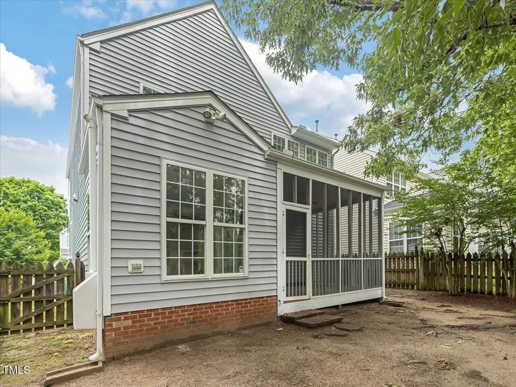 1928 Shadow Glen Drive Raleigh NC 27604