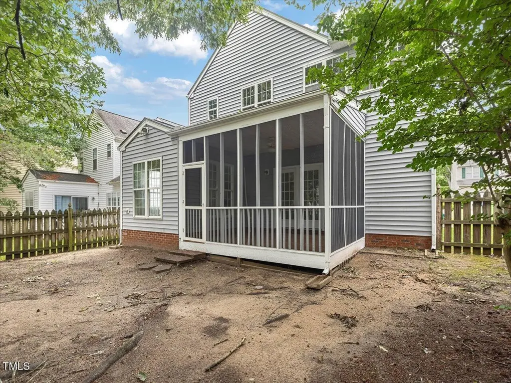 1928 Shadow Glen Drive Raleigh NC 27604