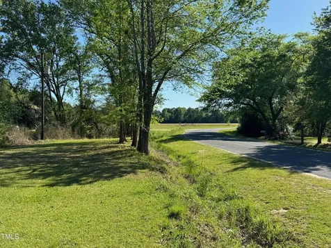 8188 Norris Road Dunn NC 28334