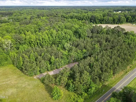 2 Pg Pearce Road Zebulon NC 27597