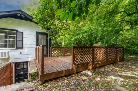 519 W Raleigh Street Siler City NC 27344