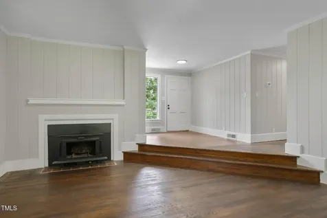 519 W Raleigh Street Siler City NC 27344