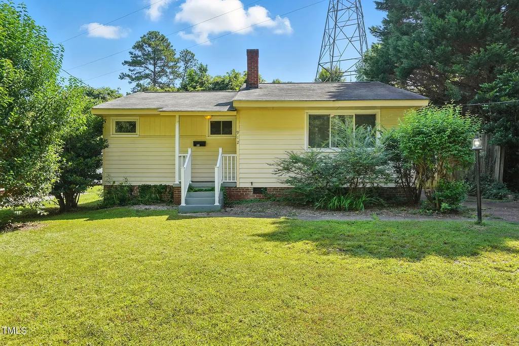 912 Dixie Trail Raleigh NC 27607