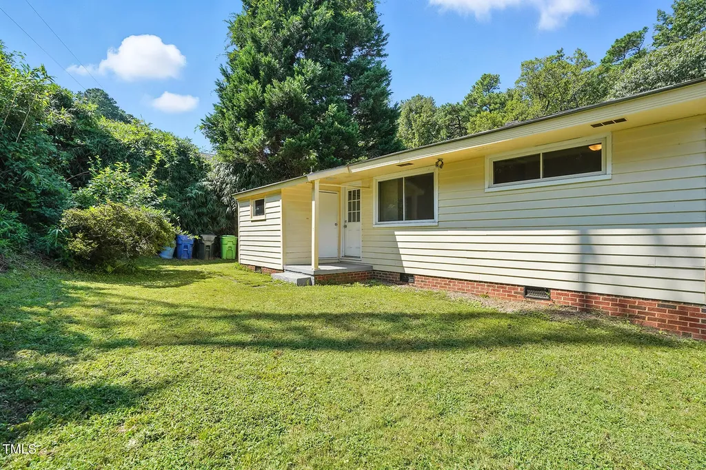 912 Dixie Trail Raleigh NC 27607