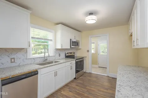 605 E Montgomery Street Henderson NC 27536