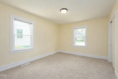 605 E Montgomery Street Henderson NC 27536