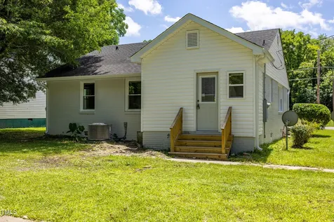 605 E Montgomery Street Henderson NC 27536