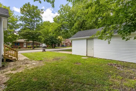 605 E Montgomery Street Henderson NC 27536