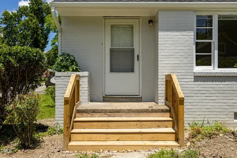 605 E Montgomery Street Henderson NC 27536