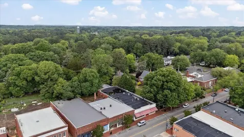 123 N Main Street Warrenton NC 27589