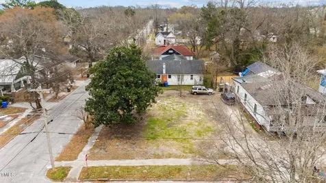 310 Maplewood Avenue NE Wilson NC 27893