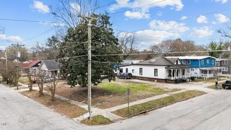 310 Maplewood Avenue NE Wilson NC 27893