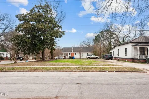 310 Maplewood Avenue NE Wilson NC 27893