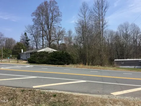 4105 Old Hillsborough Road Mebane NC 27302