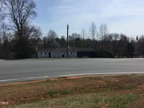 4105 Old Hillsborough Road Mebane NC 27302