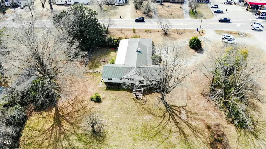 1809 Nc-42 Fuquay Varina NC 27526