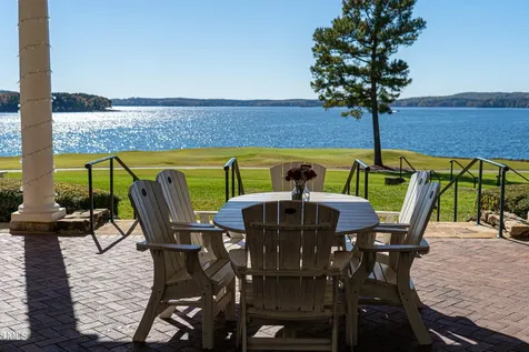 441 Glenbrook Springs Spring New London NC 28127