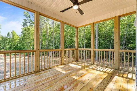 65 Stream View Way Zebulon NC 27597