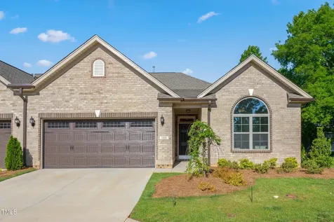 1053 Beechcraft Drive Mebane NC 27302