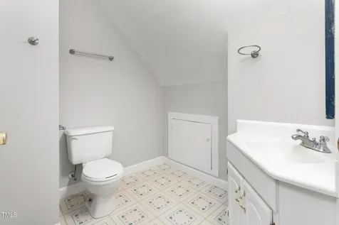 3880 L Lawrence Trail Graham NC 27253
