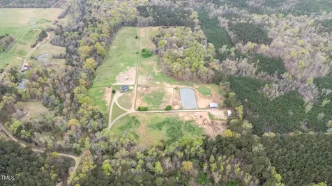 3880 L Lawrence Trail Graham NC 27253