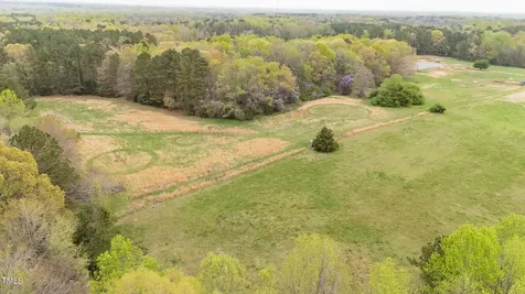 3880 L Lawrence Trail Graham NC 27253