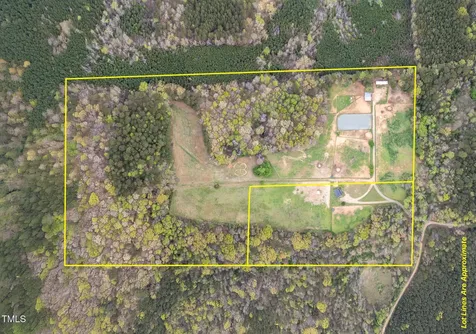 3880 L Lawrence Trail Graham NC 27253