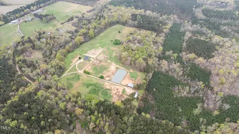 3880 L Lawrence Trail Graham NC 27253