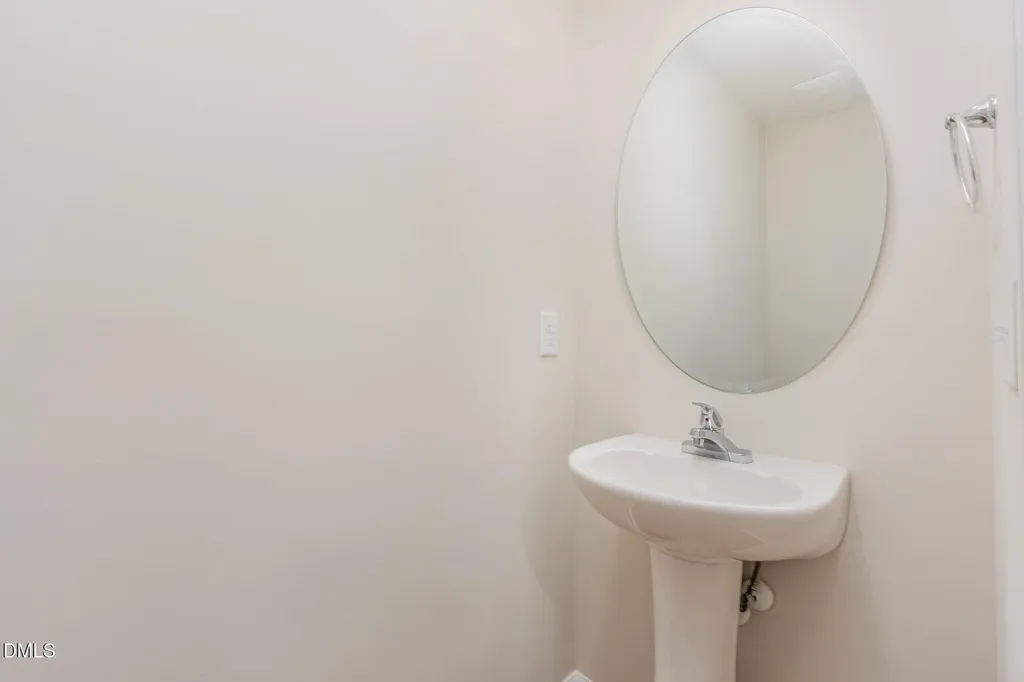 82 W Emily Gardens Drive Selma NC 27576