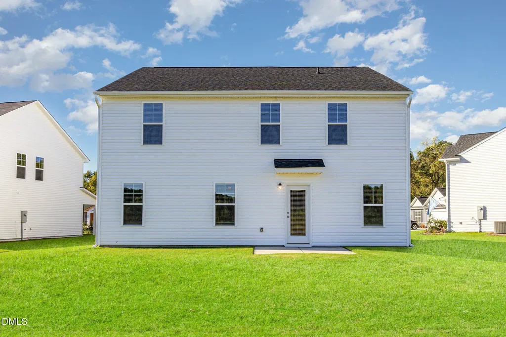 82 W Emily Gardens Drive Selma NC 27576