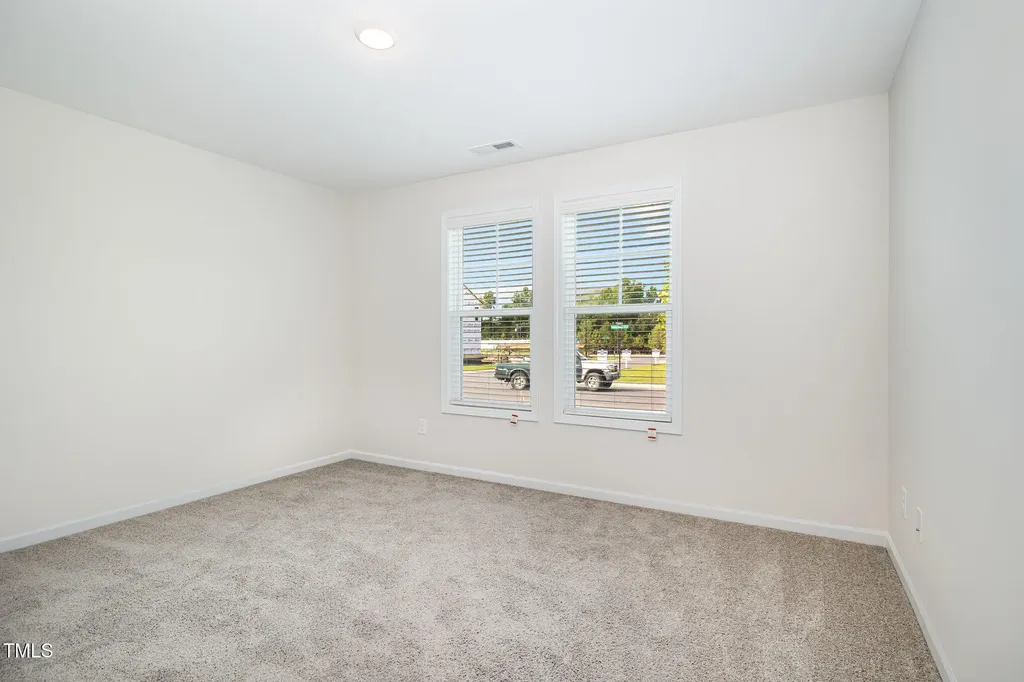 8 W Emily Gardens Drive Selma NC 27576