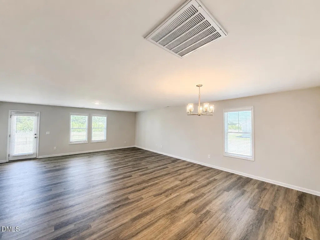 8 W Emily Gardens Drive Selma NC 27576