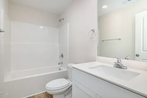 8 W Emily Gardens Drive Selma NC 27576