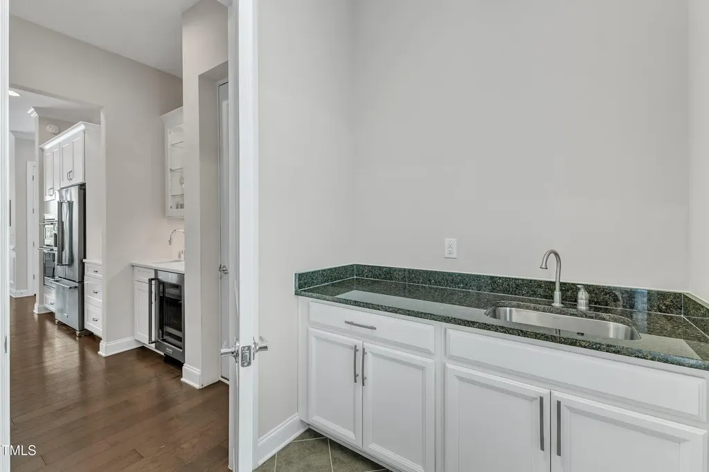 8121 Greys Landing Way Raleigh NC 27615