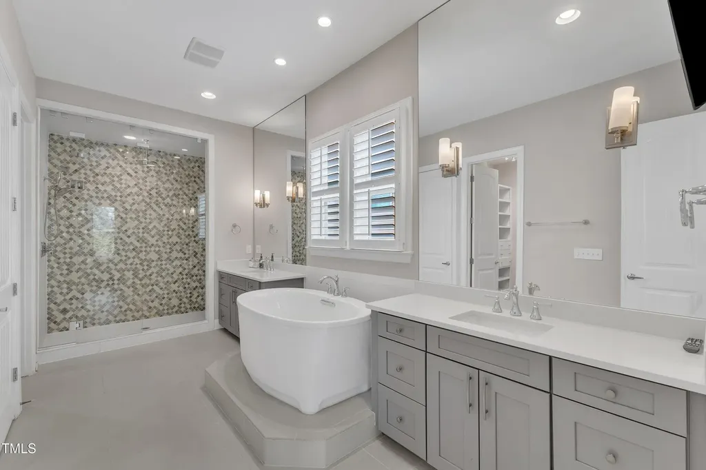8121 Greys Landing Way Raleigh NC 27615