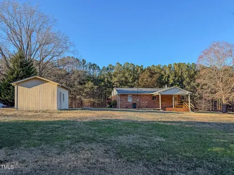 604 Orange Factory Road Bahama NC 27503