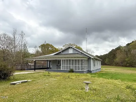 1324 Buffalo Road Smithfield NC 27577