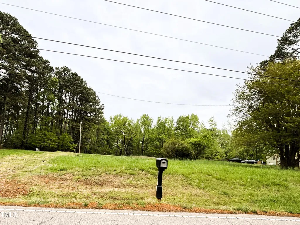 1712 Avent Ferry Road Holly Springs NC 27540
