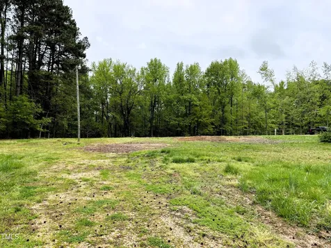 1712 Avent Ferry Road Holly Springs NC 27540