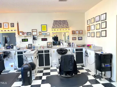 698 E New Hope Road Goldsboro NC 27534