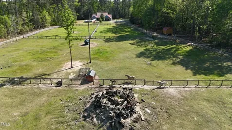 104 Bridle Path Lane Carthage NC 28327