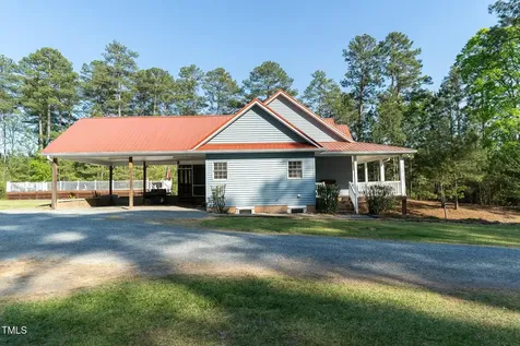104 Bridle Path Lane Carthage NC 28327