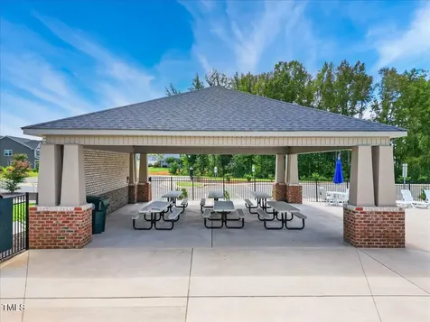 1075 Fairhaven Drive Mebane NC 27302