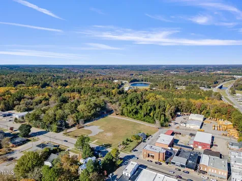 307 N 10th Street Lillington NC 27546