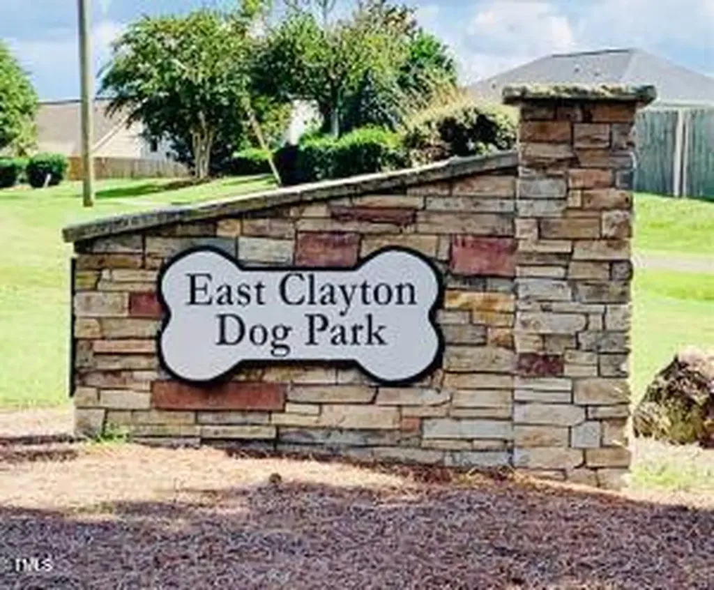 137 Swain Street Clayton NC 27527