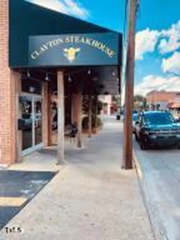 137 Swain Street Clayton NC 27527